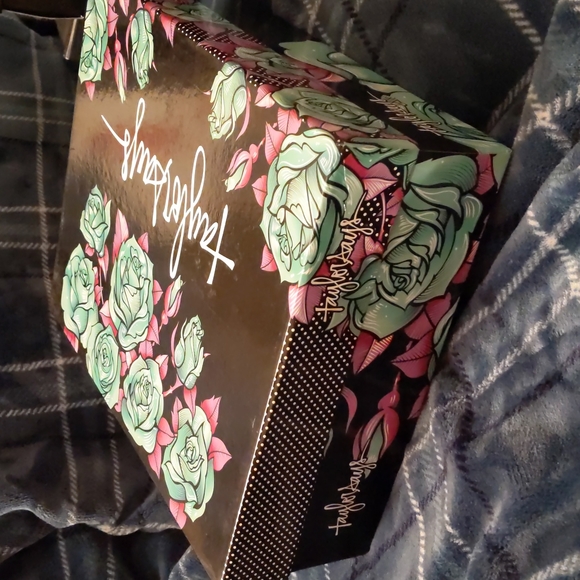 Taylor Says 7.5 Green Heels - Picture 11 of 11